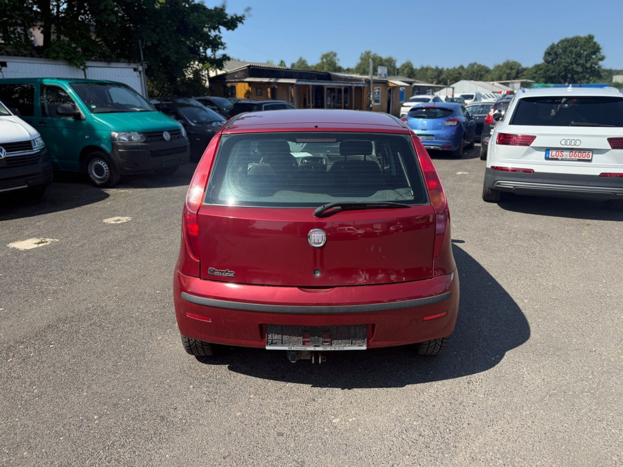 Fiat Punto Aktueller HU - Szedán: 5 kép. Fiat Punto Aktueller HU - Szedán: 5 kép.