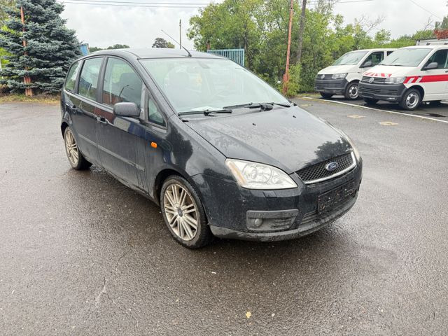 Ford Focus C-MAX Trend - Autó: 2 kép. Ford Focus C-MAX Trend - Autó: 2 kép.