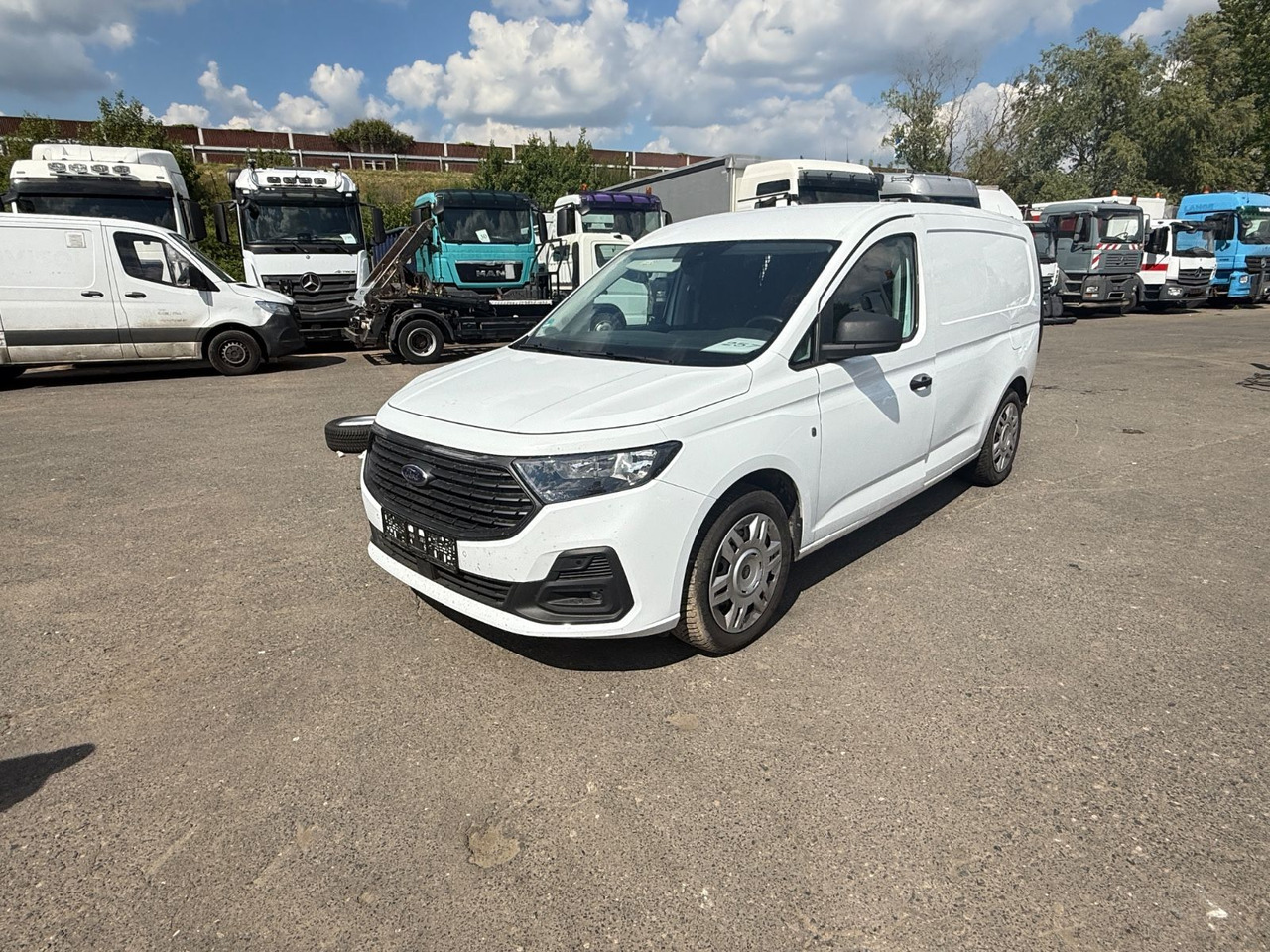 Ford Transit Connect Trend L2 Kasten - Kis furgon: 3 kép. Ford Transit Connect Trend L2 Kasten - Kis furgon: 3 kép.