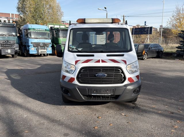 Ford Transit Pritsche - Platós kisteherautó: 1 kép. Ford Transit Pritsche - Platós kisteherautó: 1 kép.