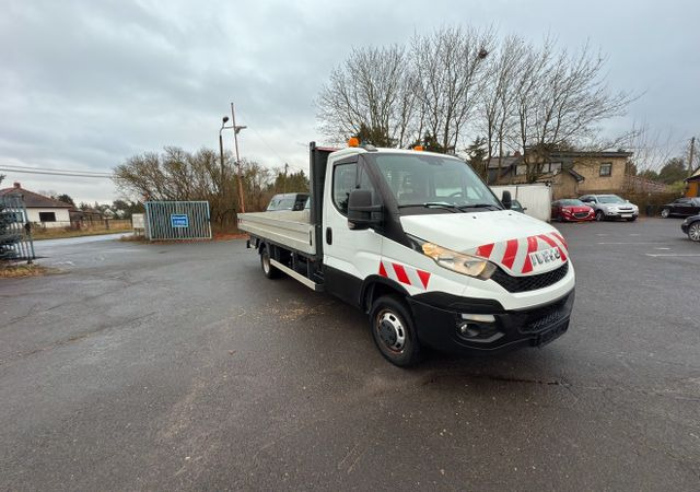 Iveco Daily Einzelkabine 50C15 - Platós kisteherautó: 2 kép. Iveco Daily Einzelkabine 50C15 - Platós kisteherautó: 2 kép.
