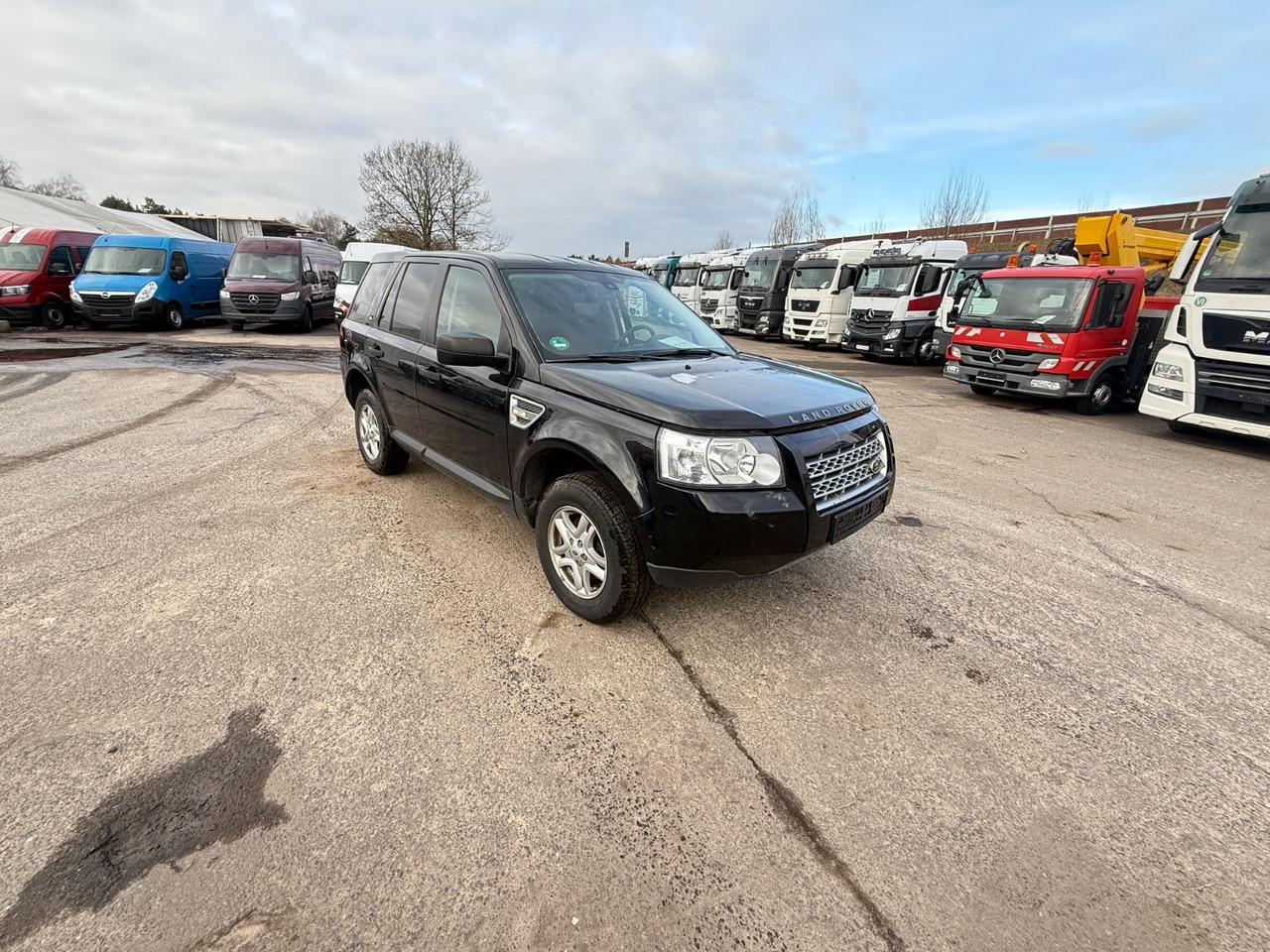 Land Rover Freelander 2 XE Limited Edition Brandschaden - Terepjáró/ SUV: 2 kép. Land Rover Freelander 2 XE Limited Edition Brandschaden - Terepjáró/ SUV: 2 kép.