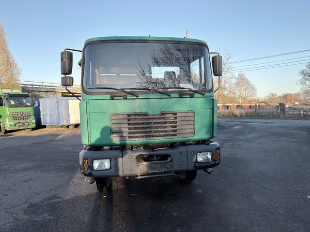 MAN 14.244 Kipper 4x4 - Billenőplatós teherautó: 1 kép. MAN 14.244 Kipper 4x4 - Billenőplatós teherautó: 1 kép.