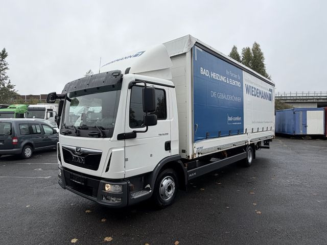 MAN TGL 8.220 Klima Tempomat Lbw - Ponyvás kisteherautó: 3 kép. MAN TGL 8.220 Klima Tempomat Lbw - Ponyvás kisteherautó: 3 kép.