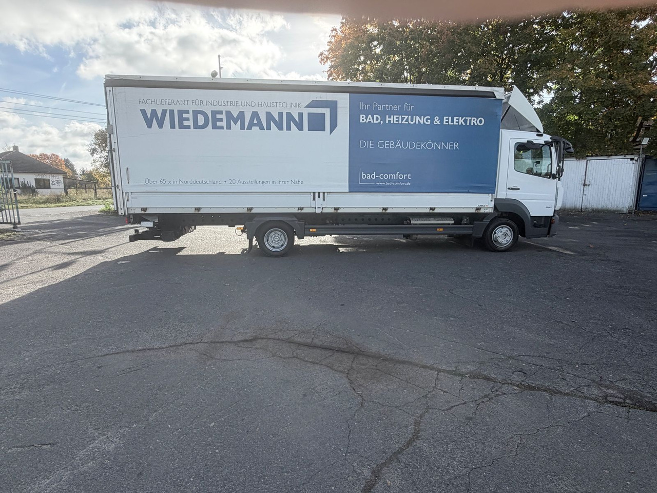 Mercedes-Benz Atego 821 Klima Lbw Tempoamt - Ponyvás teherautó: 5 kép. Mercedes-Benz Atego 821 Klima Lbw Tempoamt - Ponyvás teherautó: 5 kép.