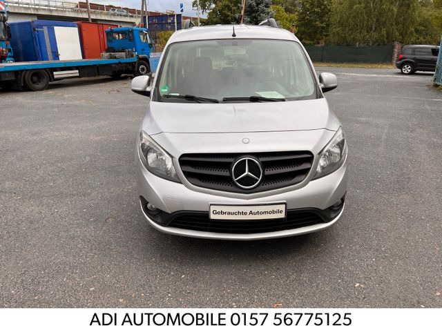 Mercedes-Benz Citan Kombi 111 CDI lang - Kisbusz: 1 kép. Mercedes-Benz Citan Kombi 111 CDI lang - Kisbusz: 1 kép.