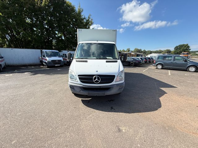 Mercedes-Benz Sprinter 313 CDI Kühlkoffer - Hűtős kisteherautó: 1 kép. Mercedes-Benz Sprinter 313 CDI Kühlkoffer - Hűtős kisteherautó: 1 kép.