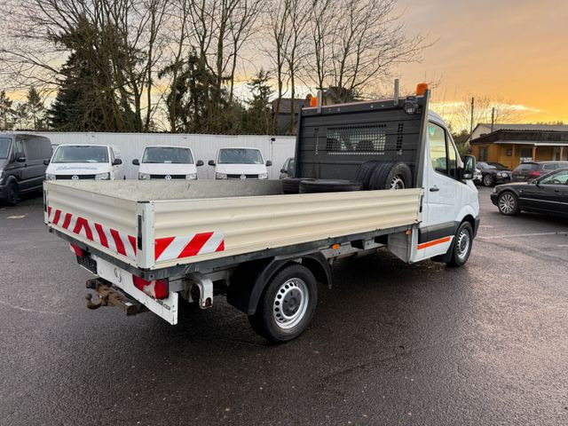 Mercedes-Benz Sprinter Pritsche 313 CDI - Platós kisteherautó: 4 kép. Mercedes-Benz Sprinter Pritsche 313 CDI - Platós kisteherautó: 4 kép.