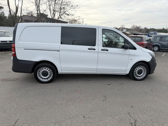 Mercedes-Benz Vito 119 CDI RWD lang - Kis furgon: 5 kép. Mercedes-Benz Vito 119 CDI RWD lang - Kis furgon: 5 kép.