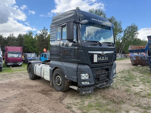 MAN TGX 18.500 Hydrodrive Kipphydraulik Motorschaden - Nyergesvontató: 2 kép. MAN TGX 18.500 Hydrodrive Kipphydraulik Motorschaden - Nyergesvontató: 2 kép.