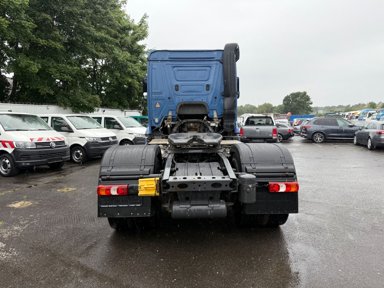 Mercedes-Benz Arocs 4 2-Achser BM 964 1843 OM470 4x2 SZM - Nyergesvontató: 5 kép. Mercedes-Benz Arocs 4 2-Achser BM 964 1843 OM470 4x2 SZM - Nyergesvontató: 5 kép.