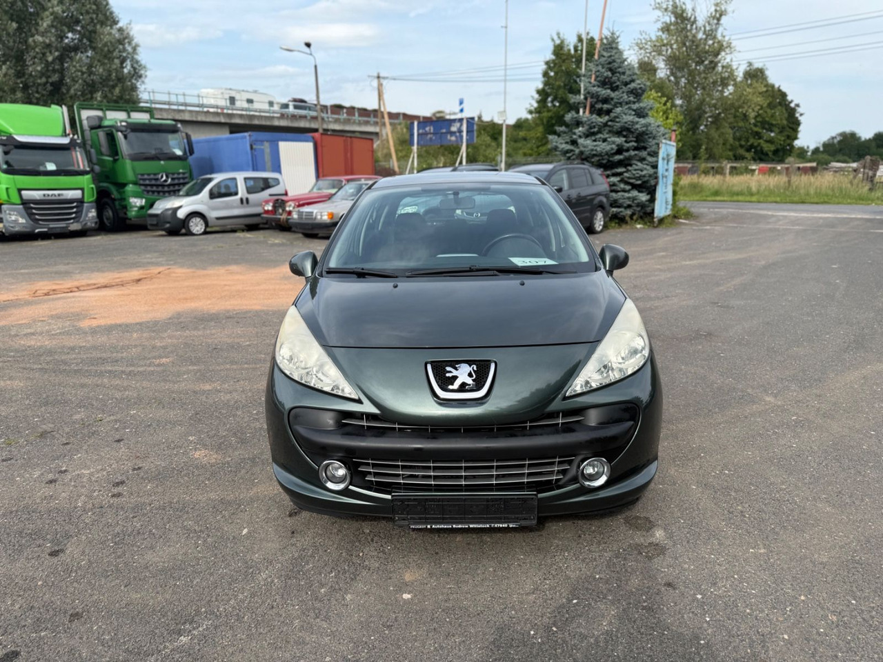 Peugeot 207 Sport Automatik - Szedán: 1 kép. Peugeot 207 Sport Automatik - Szedán: 1 kép.
