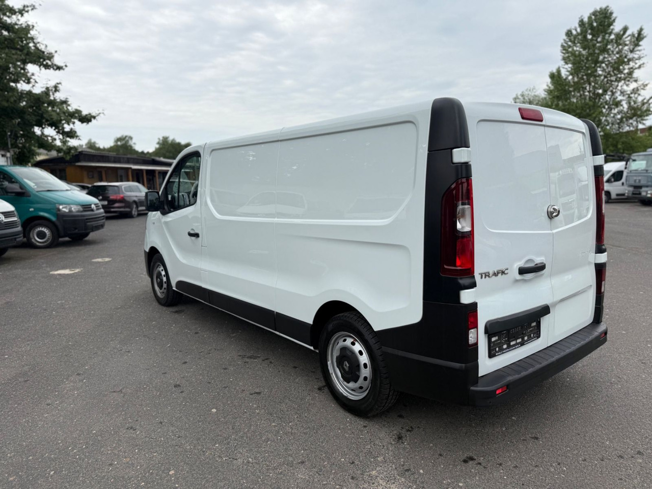 Kis furgon Renault Trafic Kasten . nur Export only Export !!: 6 kép.
