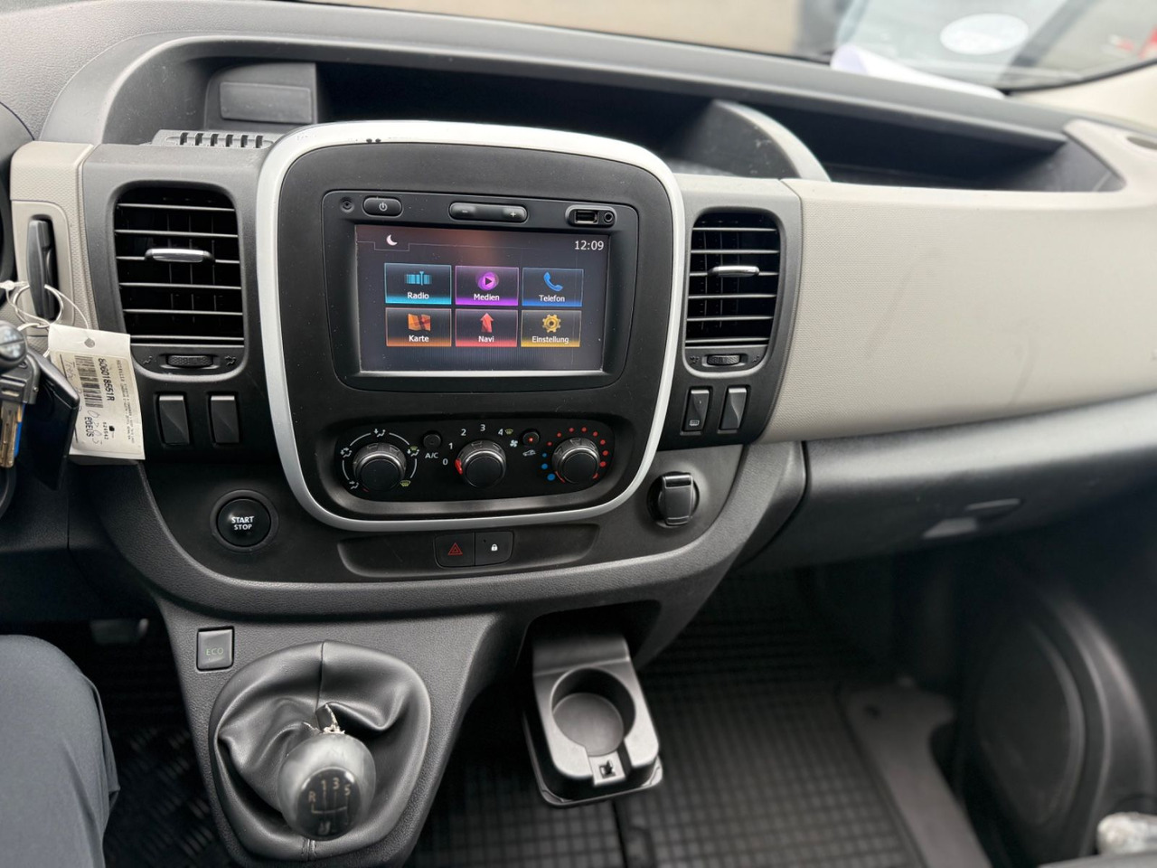 Kis furgon Renault Trafic Kasten . nur Export only Export !!: 12 kép.
