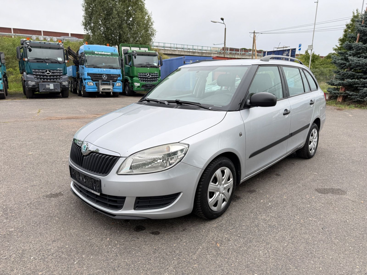 Skoda Fabia Combi Cool Edition - Kombi: 3 kép. Skoda Fabia Combi Cool Edition - Kombi: 3 kép.