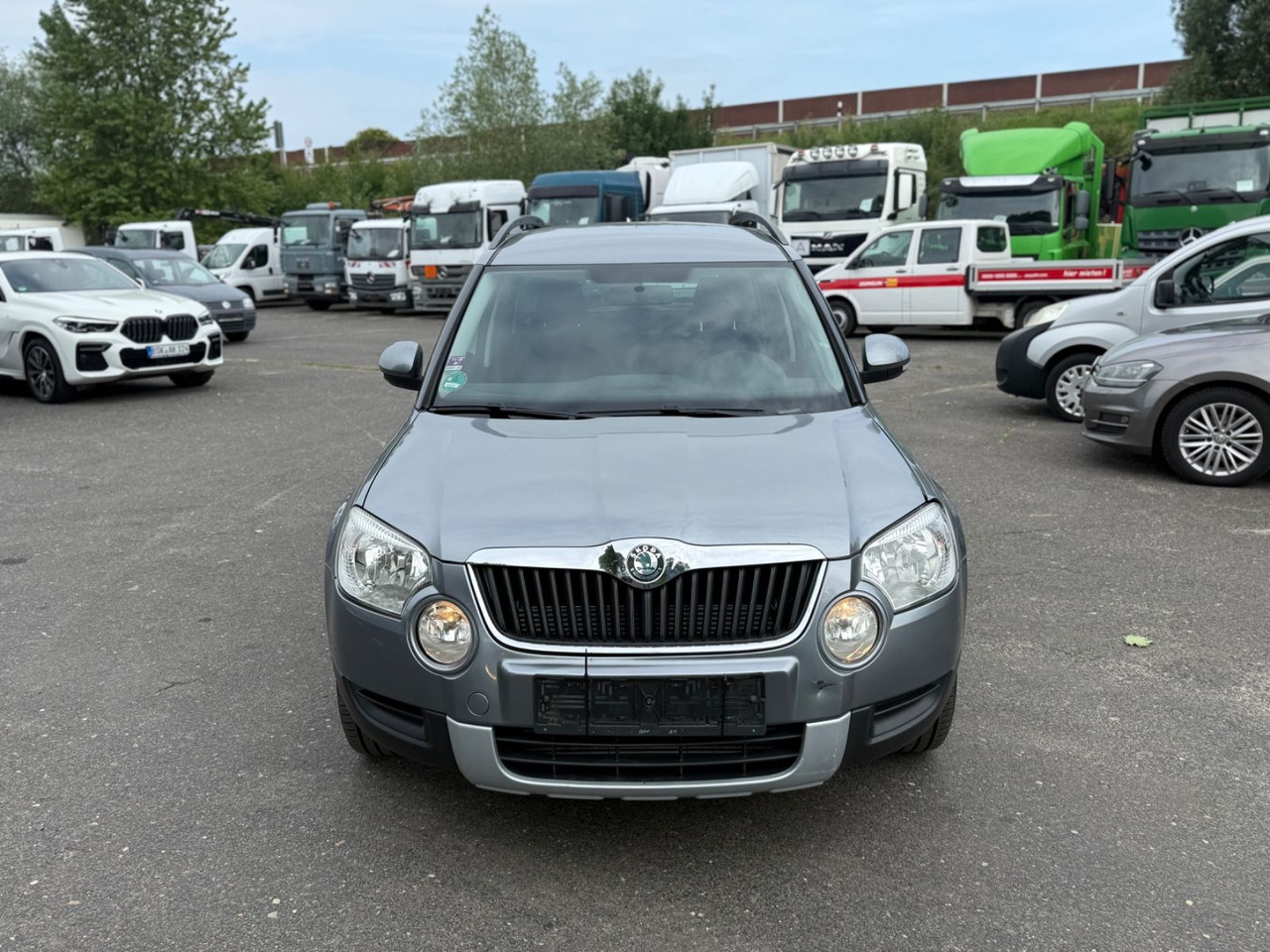 Skoda Yeti Active 4x4 - Terepjáró/ SUV: 1 kép. Skoda Yeti Active 4x4 - Terepjáró/ SUV: 1 kép.
