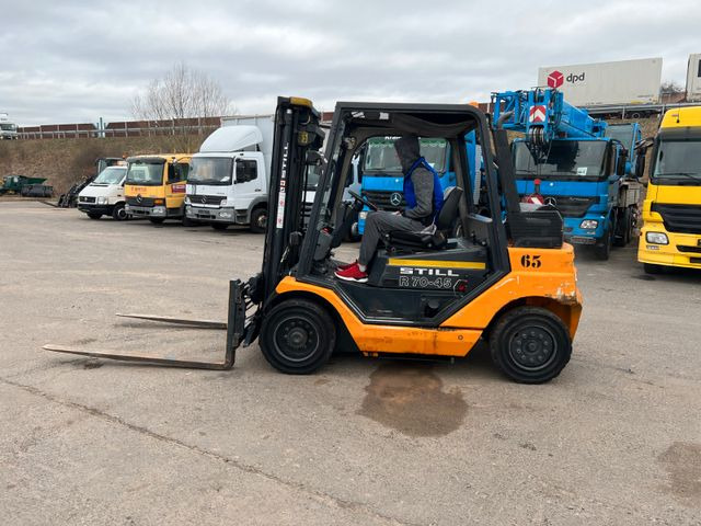 Still R 70 45 - Dízel targonca: 4 kép. Still R 70 45 - Dízel targonca: 4 kép.