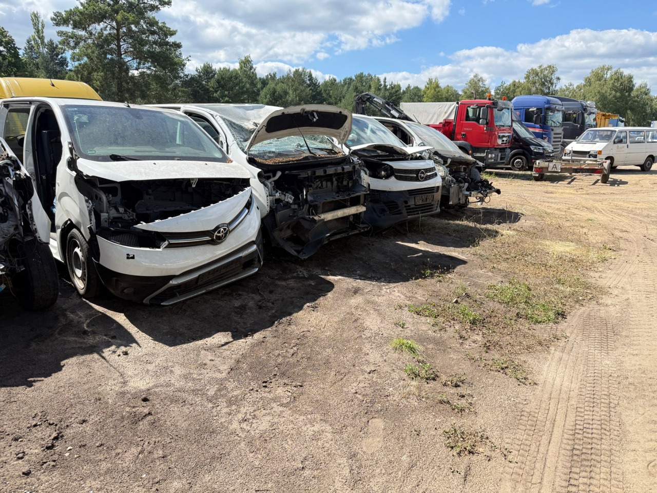 Toyota Proace L1 Kasten Meister ERSATZTEILENSPENDER - Kis furgon: 3 kép. Toyota Proace L1 Kasten Meister ERSATZTEILENSPENDER - Kis furgon: 3 kép.
