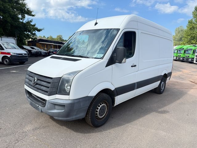 Volkswagen Crafter Kasten 35 mittel L2H2 Hochdach - Furgon: 3 kép. Volkswagen Crafter Kasten 35 mittel L2H2 Hochdach - Furgon: 3 kép.