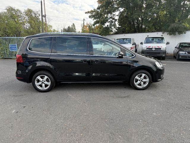 Volkswagen Sharan Highline BMT - Kisbusz: 5 kép. Volkswagen Sharan Highline BMT - Kisbusz: 5 kép.