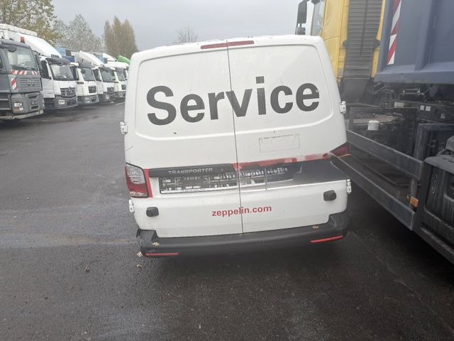 Volkswagen T6.1 Automatik 26 tkm - Kis furgon: 5 kép. Volkswagen T6.1 Automatik 26 tkm - Kis furgon: 5 kép.