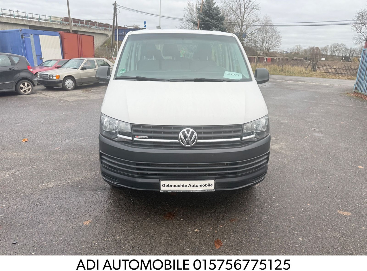 Volkswagen T6 Transporter 9 Sitzer 4Motion - Kisbusz: 1 kép. Volkswagen T6 Transporter 9 Sitzer 4Motion - Kisbusz: 1 kép.