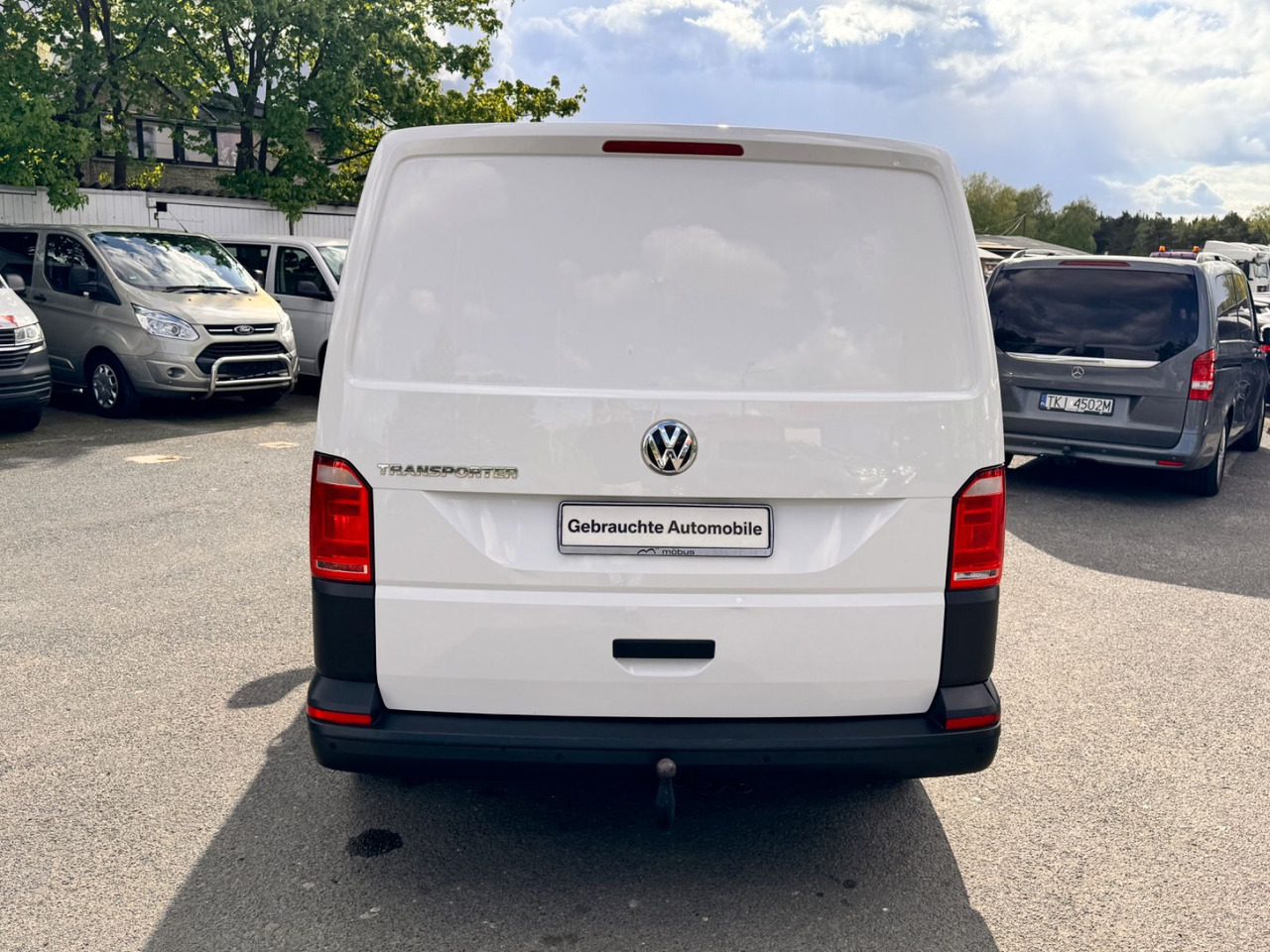 Volkswagen T6 Transporter Kasten-Kombi Kasten - Kis furgon: 4 kép. Volkswagen T6 Transporter Kasten-Kombi Kasten - Kis furgon: 4 kép.