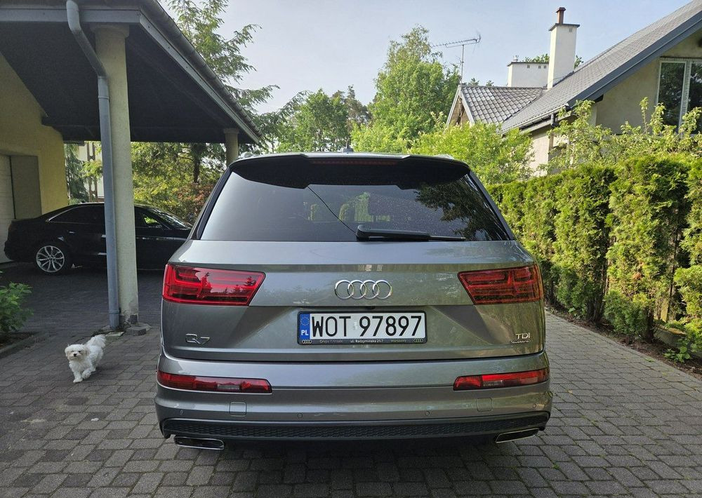 Audi Q7 - Terepjáró/ SUV: 2 kép. Audi Q7 - Terepjáró/ SUV: 2 kép.