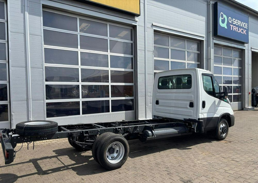 Iveco Daily CNG - Alvaz teherautó: 5 kép. Iveco Daily CNG - Alvaz teherautó: 5 kép.