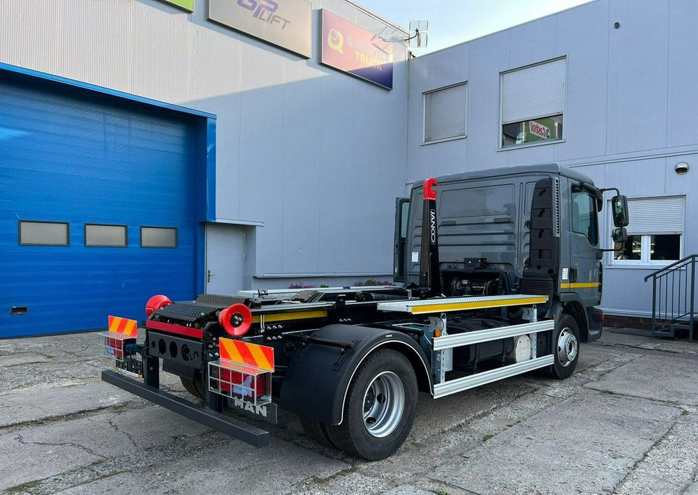 MAN TGL 12.180, hakowiec Janco/GP Lift - Szemetesautó: 5 kép. MAN TGL 12.180, hakowiec Janco/GP Lift - Szemetesautó: 5 kép.