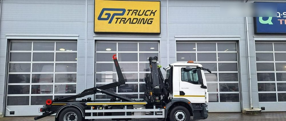 MAN TGM 15.250, hakowiec Janco/GP Lift + HDS Hiab - Szemetesautó: 2 kép. MAN TGM 15.250, hakowiec Janco/GP Lift + HDS Hiab - Szemetesautó: 2 kép.
