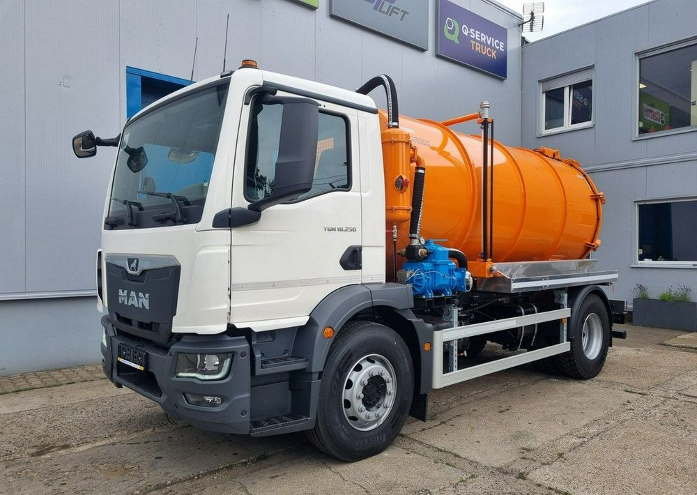 MAN TGM 18.250, zabudowa asenizacyjna Janco/GP Lift - Szemetesautó: 1 kép. MAN TGM 18.250, zabudowa asenizacyjna Janco/GP Lift - Szemetesautó: 1 kép.