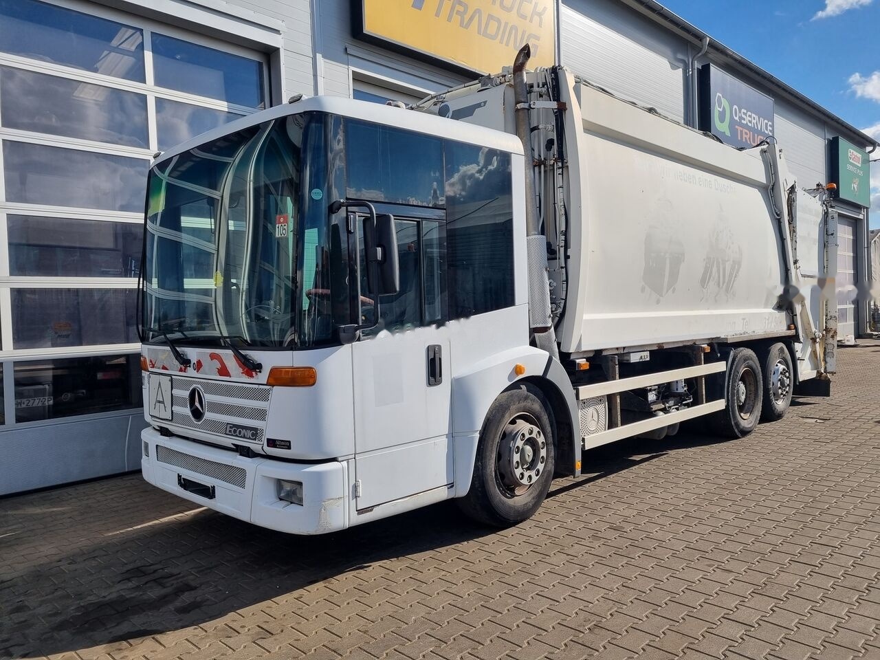 Mercedes-Benz Econic - Szemetesautó: 1 kép. Mercedes-Benz Econic - Szemetesautó: 1 kép.