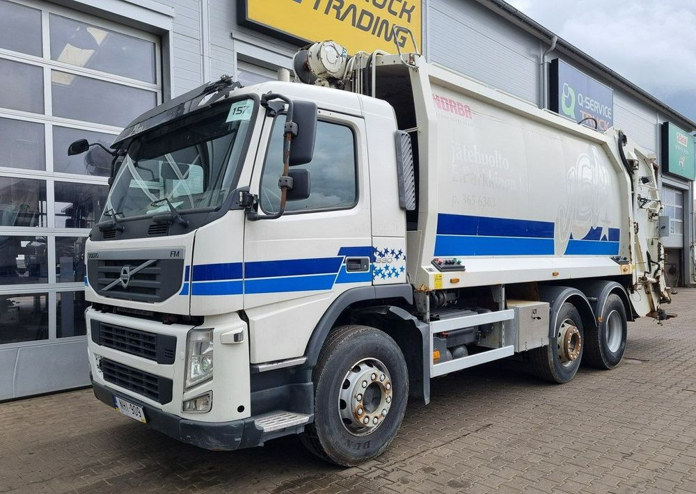 Volvo FM 330, zabudowa śmieciarki Norba - Szemetesautó: 1 kép. Volvo FM 330, zabudowa śmieciarki Norba - Szemetesautó: 1 kép.