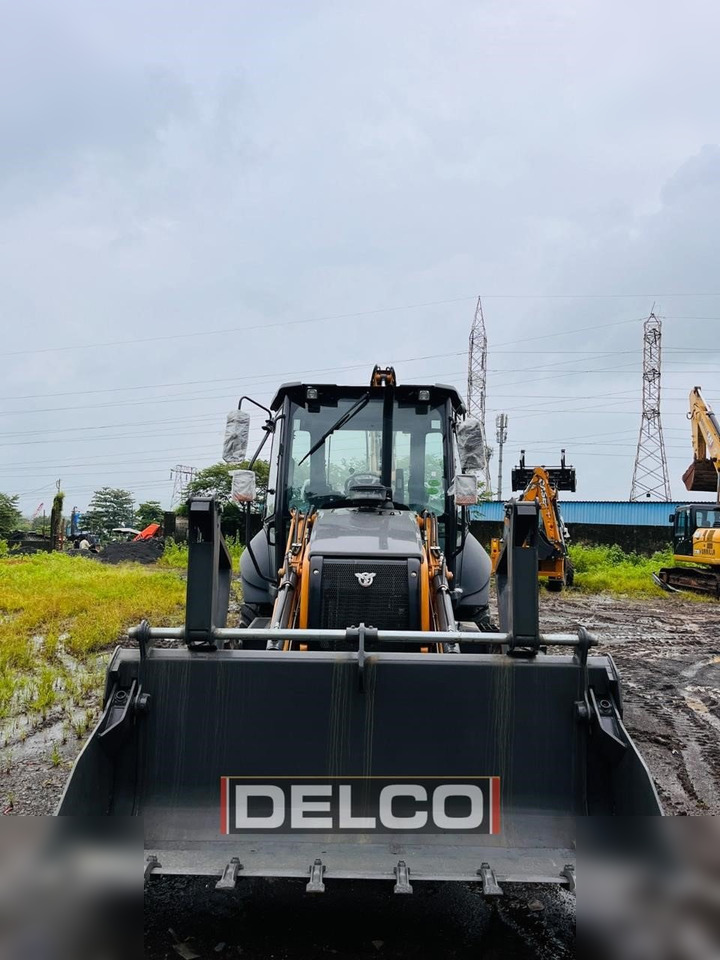 CASE 570SV - Kotrórakodó: 5 kép. CASE 570SV - Kotrórakodó: 5 kép.