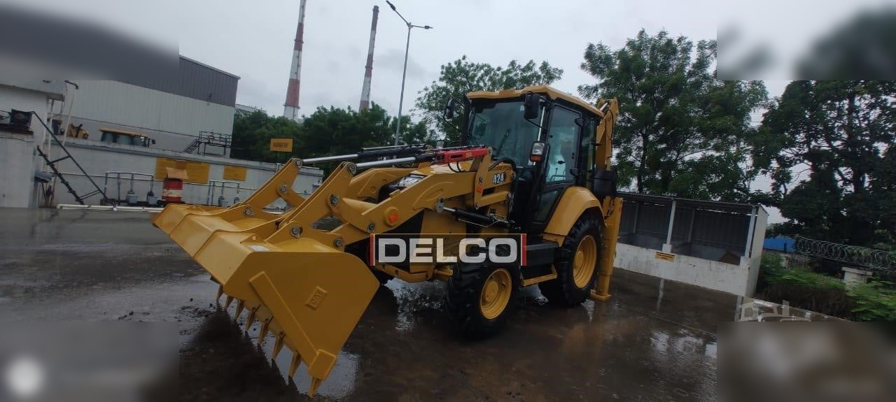 CATERPILLAR 424 - Kotrórakodó: 1 kép. CATERPILLAR 424 - Kotrórakodó: 1 kép.