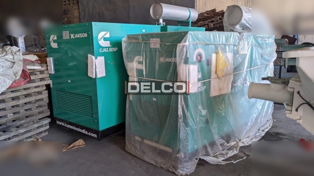 CUMMINS 62.5 KVA - Áramfejlesztő: 1 kép. CUMMINS 62.5 KVA - Áramfejlesztő: 1 kép.