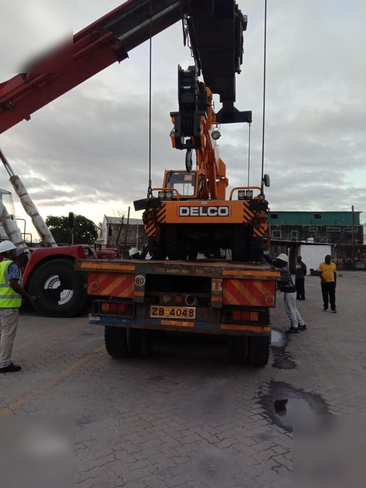 DELCO PNC 20 - Autódaru: 3 kép. DELCO PNC 20 - Autódaru: 3 kép.