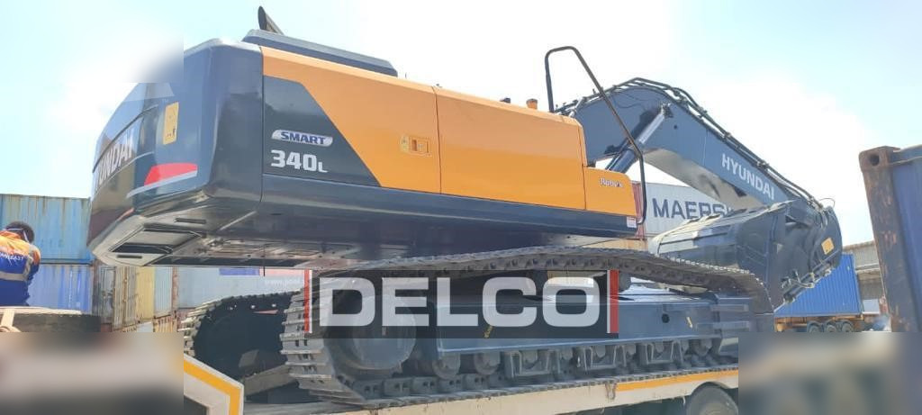 HYUNDAI ROBEX 340L SMART - Lánctalpas kotró: 3 kép. HYUNDAI ROBEX 340L SMART - Lánctalpas kotró: 3 kép.