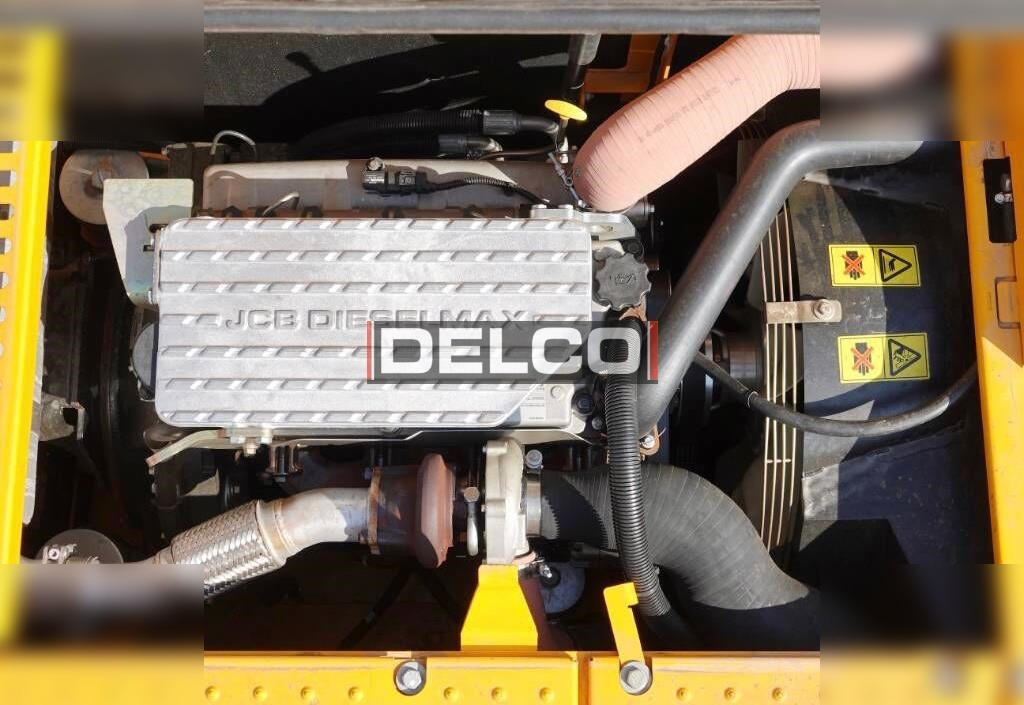 Új Lánctalpas kotró JCB 225 LC: 8 kép. Új Lánctalpas kotró JCB 225 LC: 8 kép.