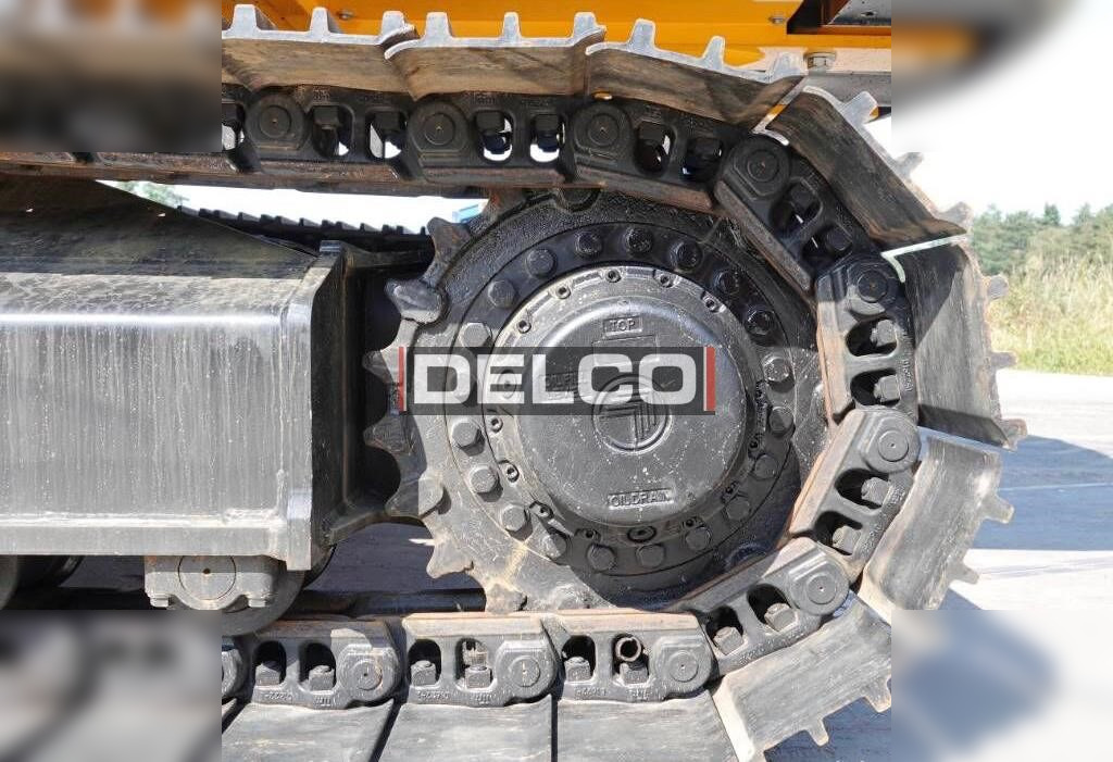 Új Lánctalpas kotró JCB 225 LC: 6 kép. Új Lánctalpas kotró JCB 225 LC: 6 kép.