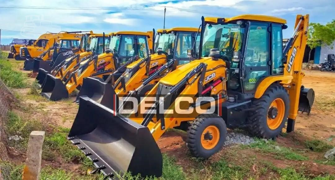 JCB 3DX SUPER - Kotrórakodó: 1 kép. JCB 3DX SUPER - Kotrórakodó: 1 kép.