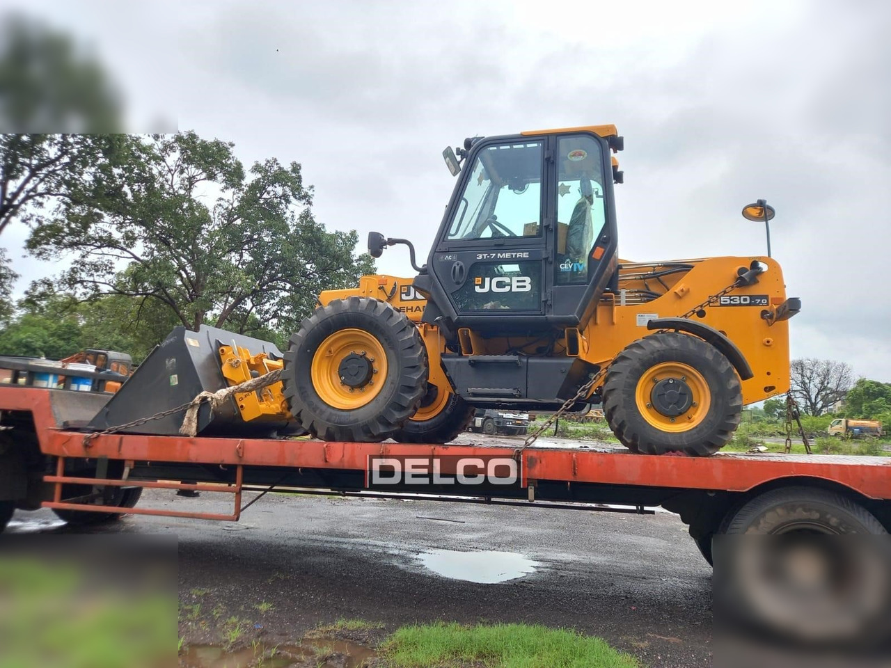 JCB 530-70 - Teleszkópos rakodó: 1 kép. JCB 530-70 - Teleszkópos rakodó: 1 kép.