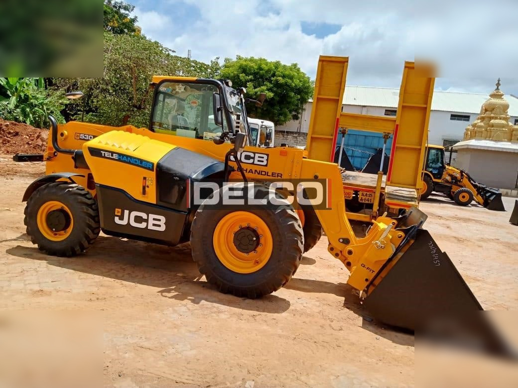 JCB 530-70 - Teleszkópos rakodó: 5 kép. JCB 530-70 - Teleszkópos rakodó: 5 kép.
