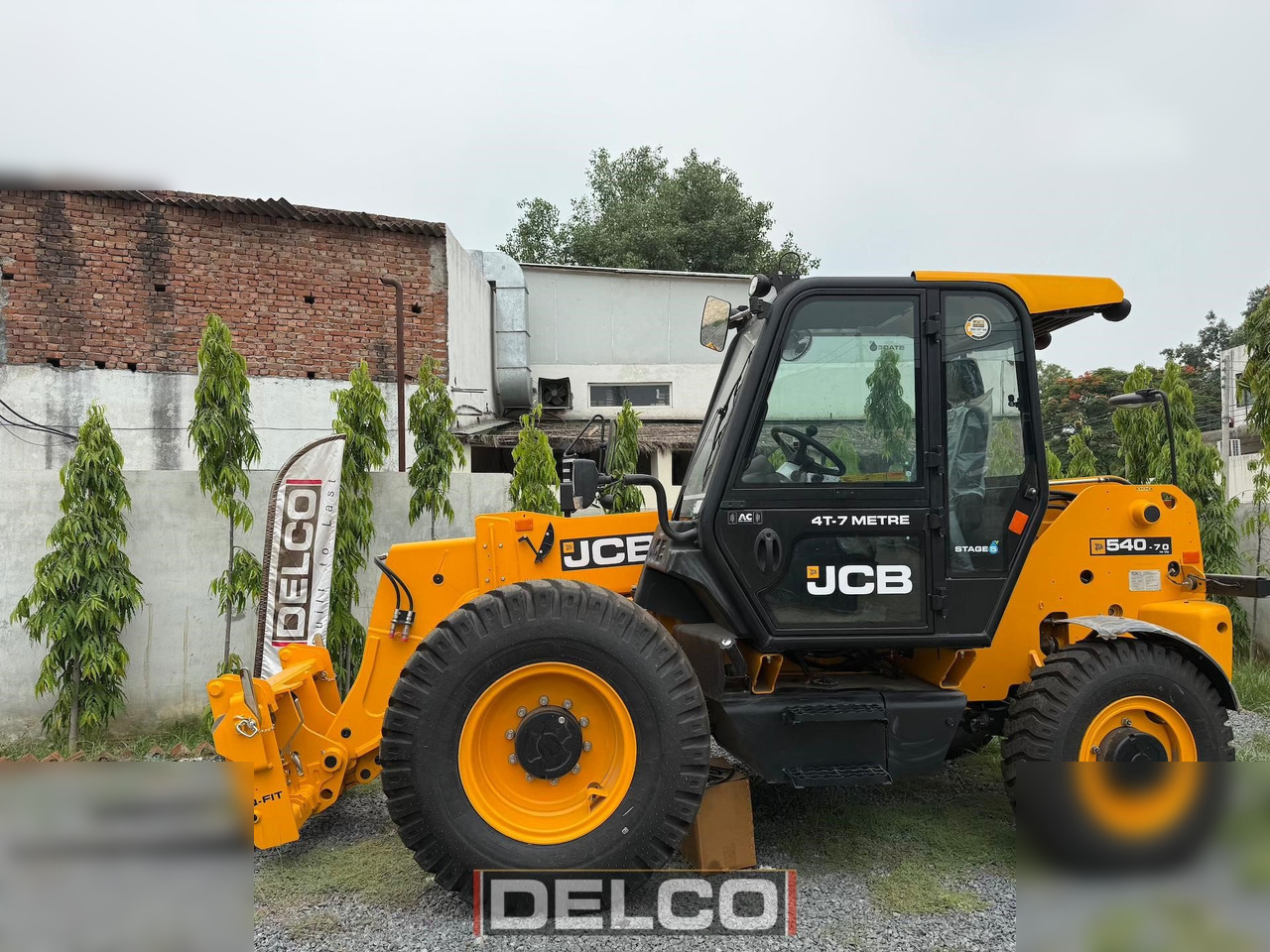 JCB 540-70 - Teleszkópos rakodó: 1 kép. JCB 540-70 - Teleszkópos rakodó: 1 kép.