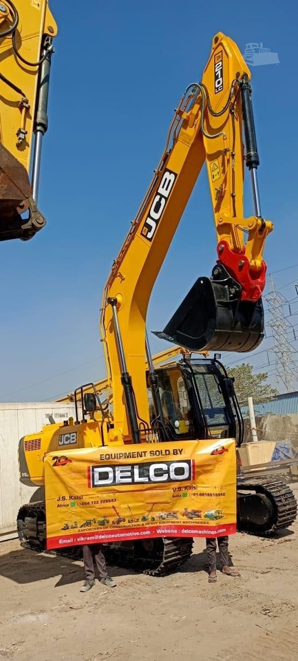 JCB JS210 LC - Lánctalpas kotró: 4 kép. JCB JS210 LC - Lánctalpas kotró: 4 kép.