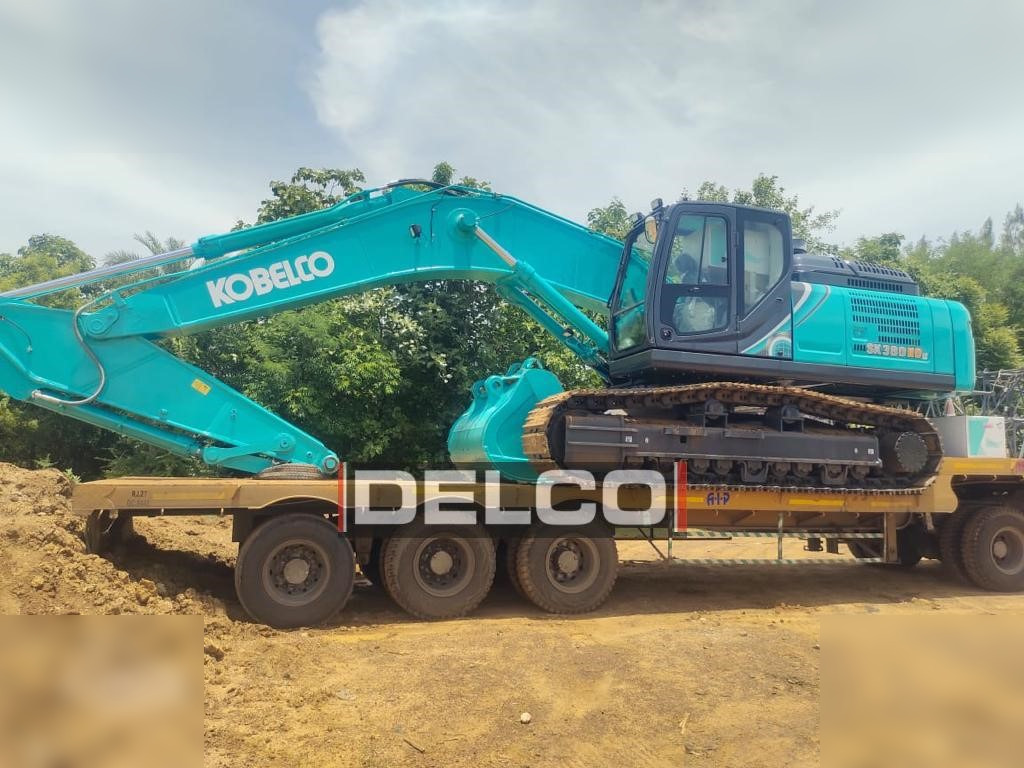 KOBELCO SK380XD LC-10 - Lánctalpas kotró: 1 kép. KOBELCO SK380XD LC-10 - Lánctalpas kotró: 1 kép.