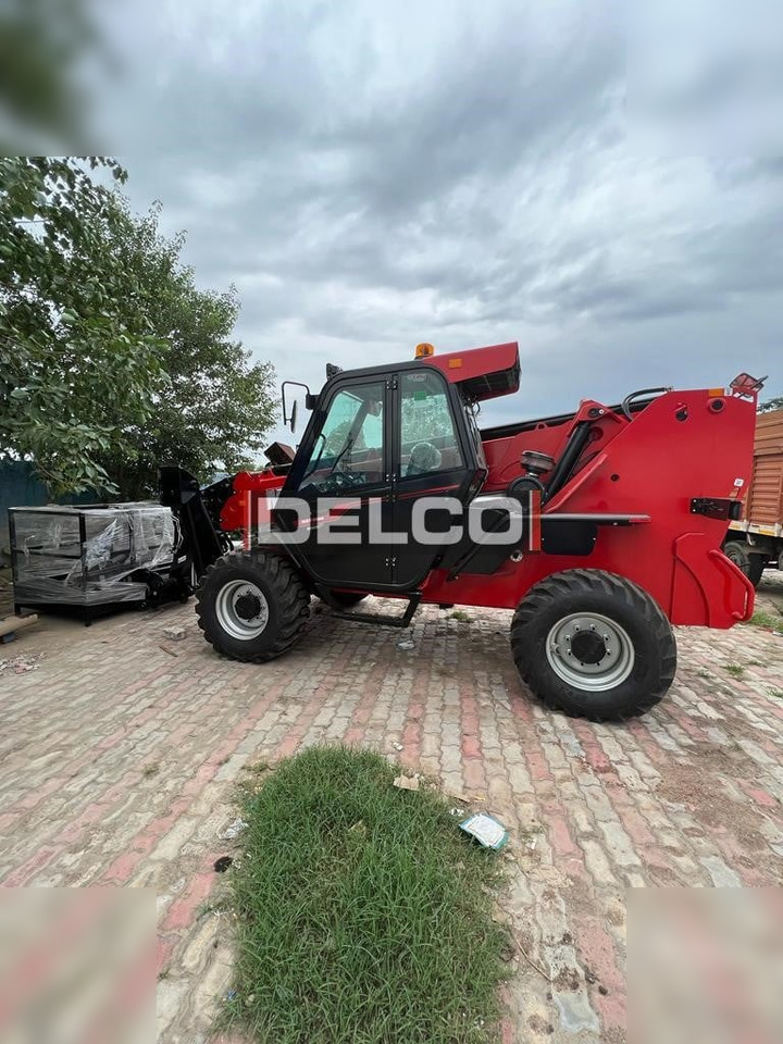 MANITOU MT1740SLT - Teleszkópos rakodó: 5 kép. MANITOU MT1740SLT - Teleszkópos rakodó: 5 kép.