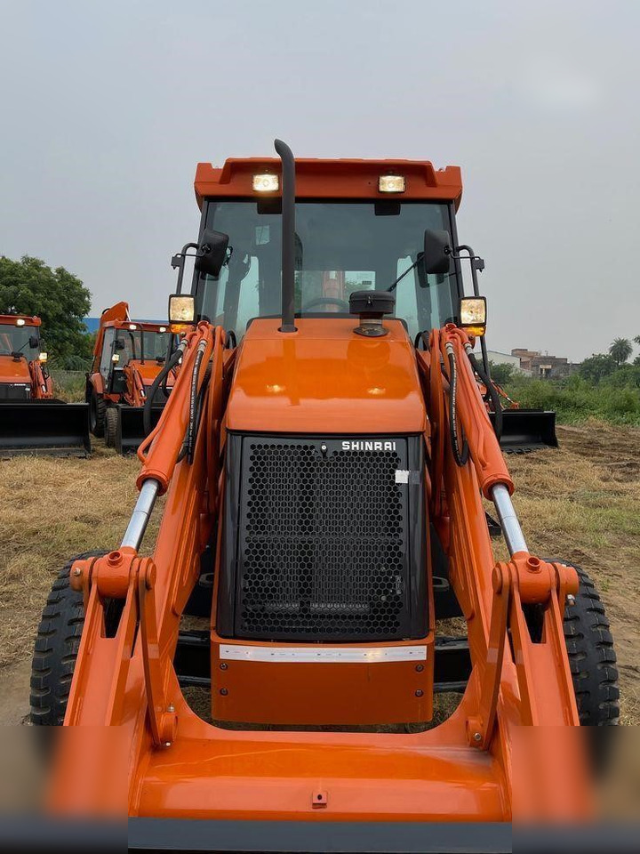 TATA HITACHI SHINRAI PRIME - Kotrórakodó: 3 kép. TATA HITACHI SHINRAI PRIME - Kotrórakodó: 3 kép.