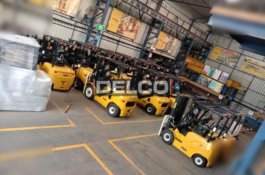 YALE GP30UX - Villás targonca: 3 kép. YALE GP30UX - Villás targonca: 3 kép.